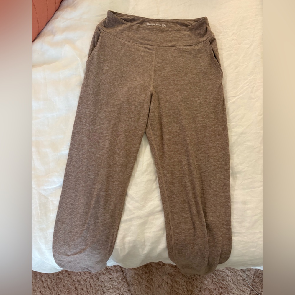 Outdoor Voices Cloud Knit Joggers in Mocha